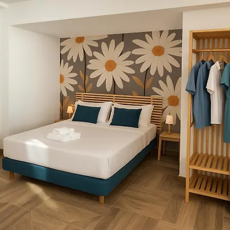 Skyline - With Breathtaking Views And Apartman