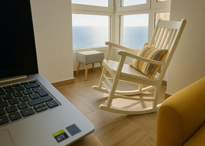 Skyline - With Breathtaking Views And *