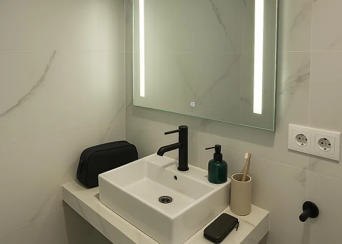 Skyline - With Breathtaking Views And Apartment *